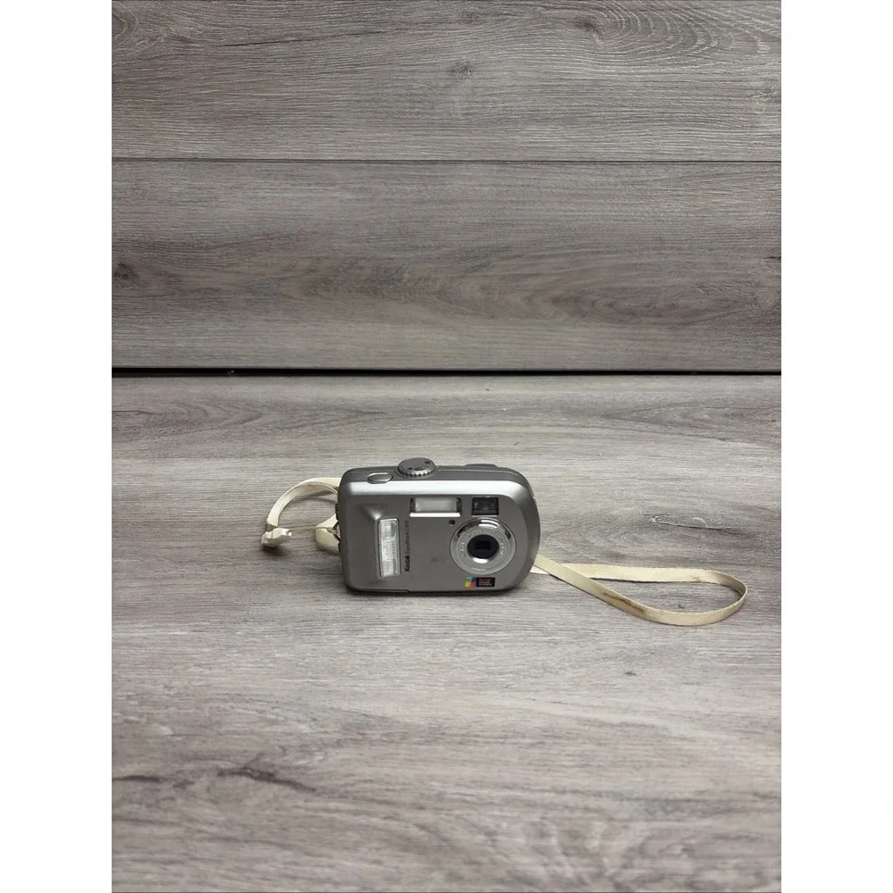 Kodak EasyShare C310 4.0MP Digital Camera Parts Only